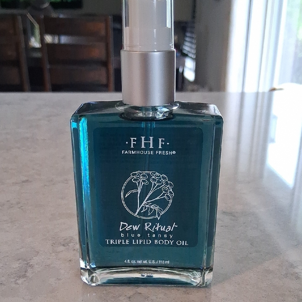 FarmHouse Fresh Blue Moisturizing Body Oil